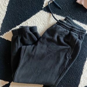 Large/short Aerie joggers